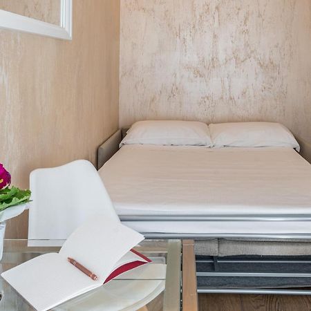 The Venue Apartment Рим Екстериор снимка