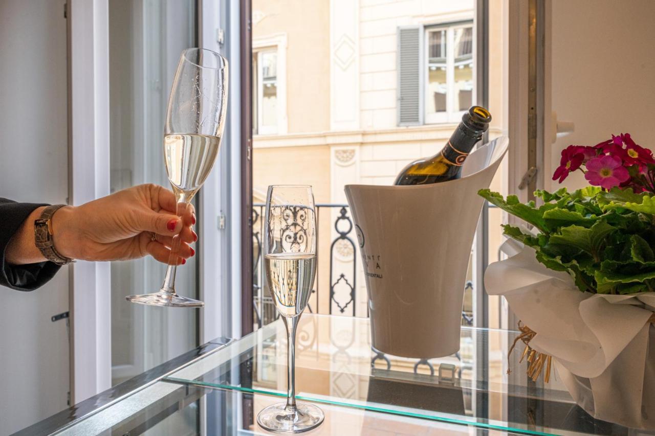 The Venue Apartment Рим Екстериор снимка