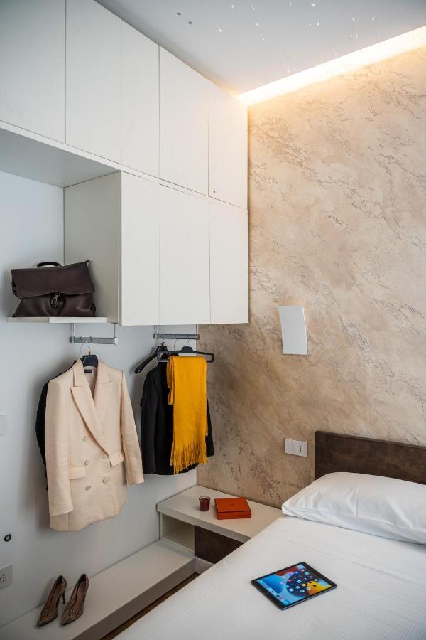 The Venue Apartment Рим Екстериор снимка